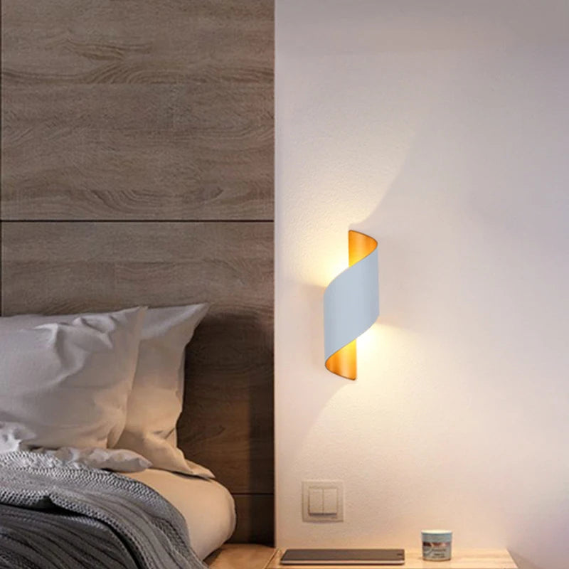 Lampe murale LED Spiral Étanche à l’eau. Lampe moderne